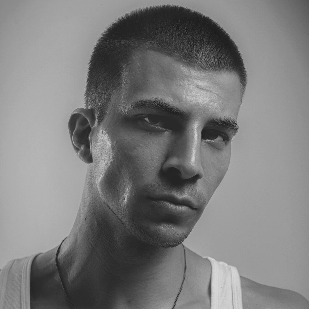 Meet your Posher, Aaron